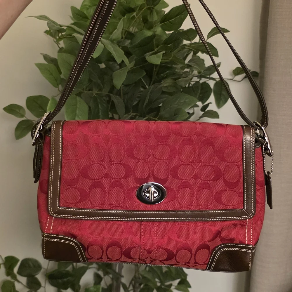 Coach Y2K Hampton Cherry Red Signature C Shoulder Bag F13972 - Picture 1 of 8